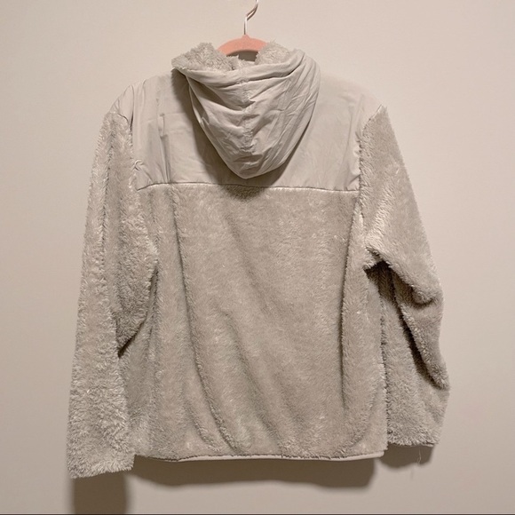 NWT Zyia Active Storm Sherpa Block Zipper Jacket in Storm (Light Grey) - Picture 3 of 4